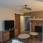 Vakantiehuis Chez Emile Cote Face Maison Entiere, 3 Chambres, 2 Salles De Bains,jardin Et Terrasse *