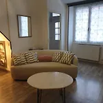 Chez Emile Cote Face Maison Entiere, 3 Chambres, 2 Salles De Bains,jardin Et Terrasse *