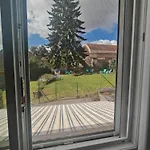 Chez Emile Cote Face Maison Entiere, 3 Chambres, 2 Salles De Bains,jardin Et Terrasse