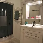 Chez Emile Cote Face Maison Entiere, 3 Chambres, 2 Salles De Bains,jardin Et Terrasse Vakantiehuis Humes-Jorquenay