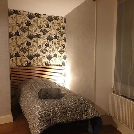 Chez Emile Cote Face Maison Entiere, 3 Chambres, 2 Salles De Bains,jardin Et Terrasse