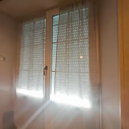 Σπίτι διακοπών Chez Emile Cote Face Maison Entiere, 3 Chambres, 2 Salles De Bains,jardin Et Terrasse Humes-Jorquenay