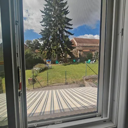 Chez Emile Cote Face Maison Entiere, 3 Chambres, 2 Salles De Bains,jardin Et Terrasse