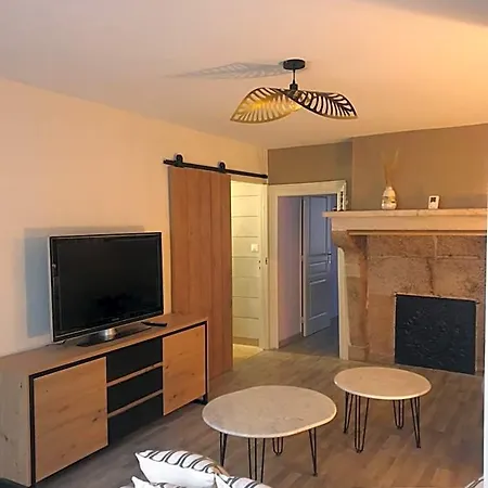 La Mouche,chambres Avec Terrasse Vue Sur La Rivière