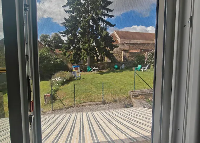 Chez Emile Cote Face Maison Entiere, 3 Chambres, 2 Salles De Bains,jardin Et Terrasse