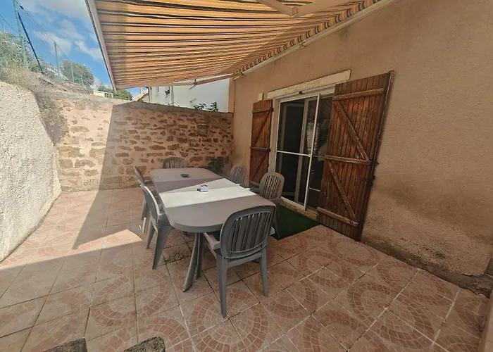 Ferienhaus Chez Emile Cote Face Maison Entiere, 3 Chambres, 2 Salles De Bains,jardin Et Terrasse Humes-Jorquenay