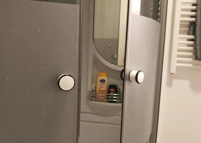 Ferienhaus Chez Emile Cote Face Maison Entiere, 3 Chambres, 2 Salles De Bains,jardin Et Terrasse Humes-Jorquenay